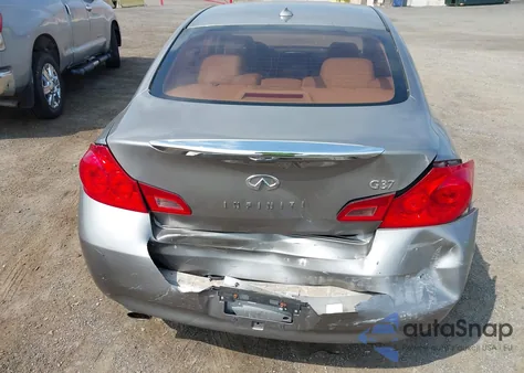 2009 Infiniti G37 Journey z USA, uszkodzony, nr VIN JNKCV61E69M307981